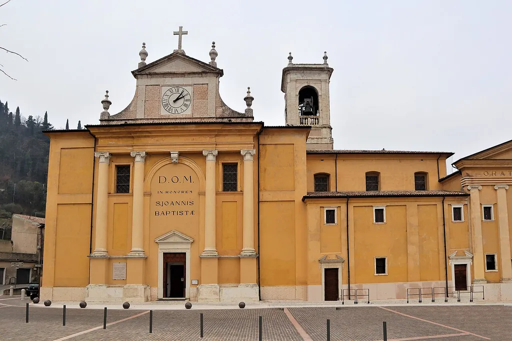 chiesa di San Giovanni Battista, parrocchiale di Cavaion Veronese in provincia di Verona