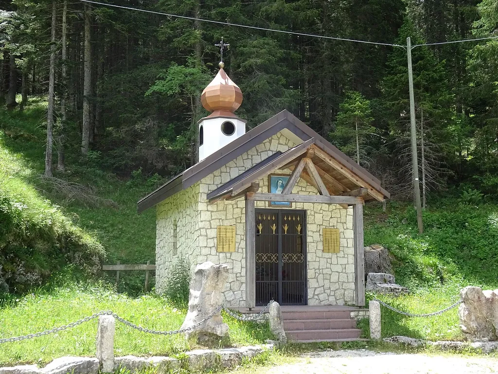 Passo Coe (Folgaria, Trentino, Italy), Sacred Heart church