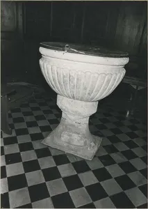 Baptismal font of Saint-Pierre (Voulangis)
