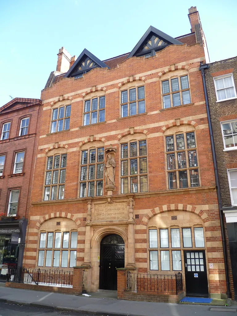 This is a photo of listed building number 1357448.