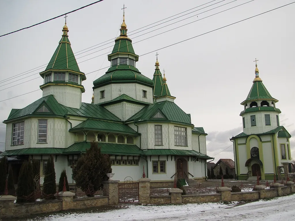 Храм Покрови Божої Матері (УГКЦ) в с. Радча