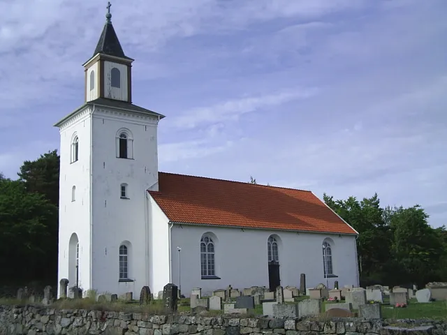 sv:Tjärnö kyrka, sv:Tjärnö församling, sv:Strömstads kommun by Tubaist, sommaren 2005