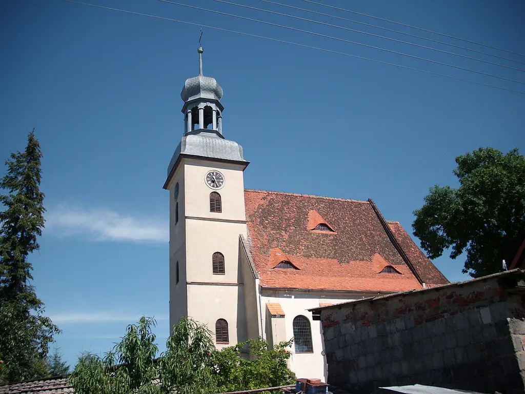 Cieszyn - kościół parafialny pw. św. Michała Archanioła z 4. ćw. XVII w.