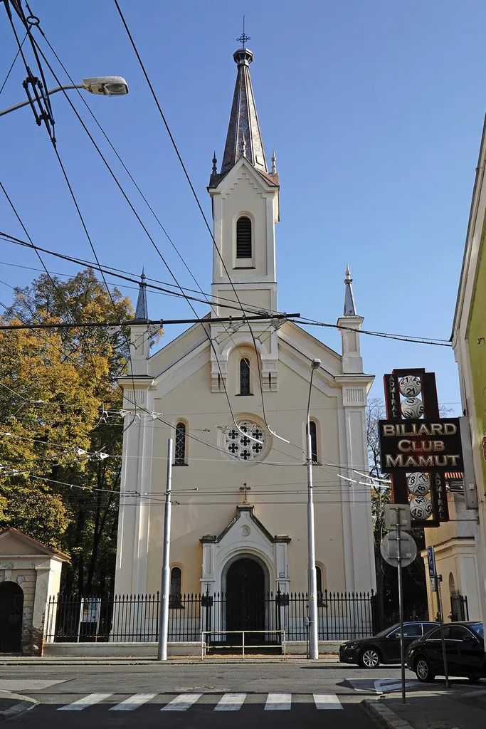 Cathedral of the Exaltation of the Holy Cross, Bratislava