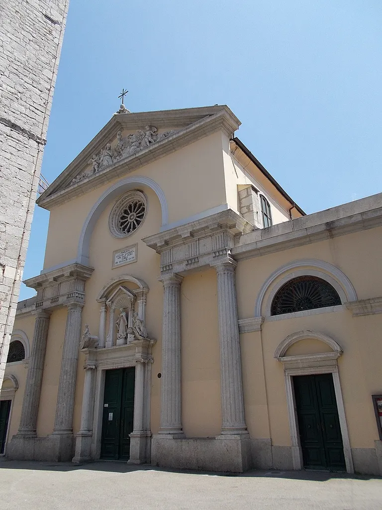 Rijeka - Mária mennybevitele r.k. templom