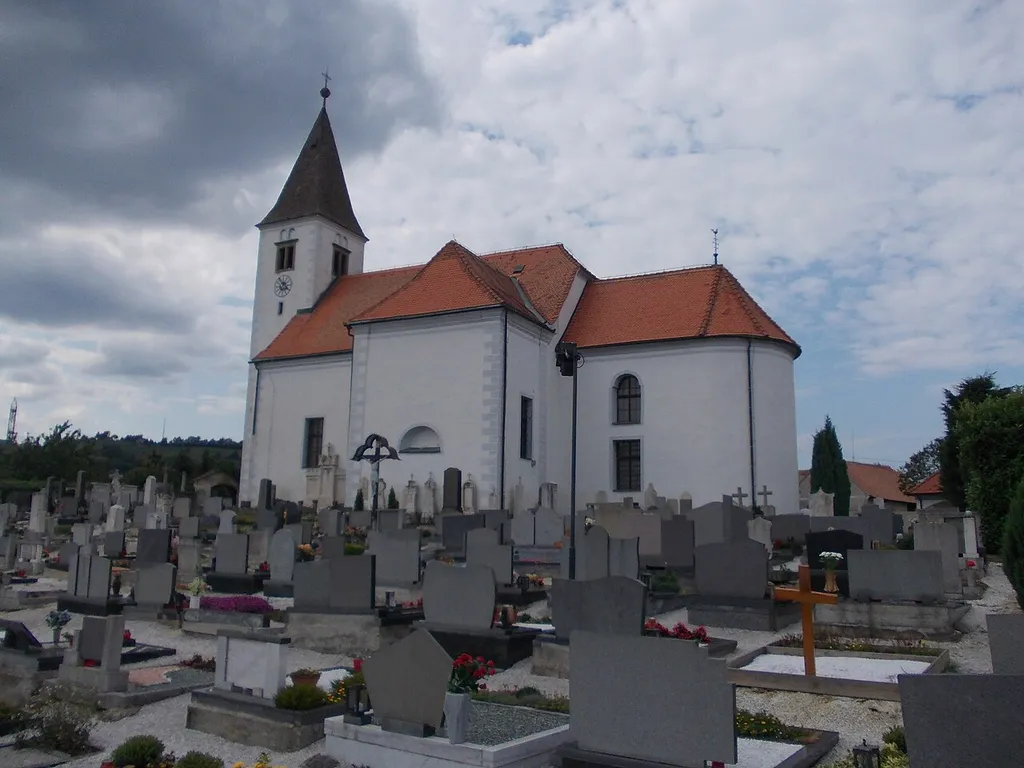 Holy Trinity Church, Zgornja Polskava