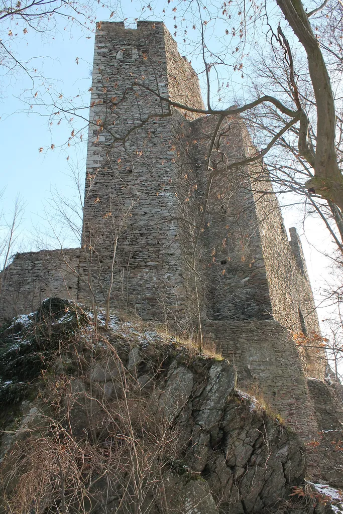 Burgruine Stauf Südansicht
