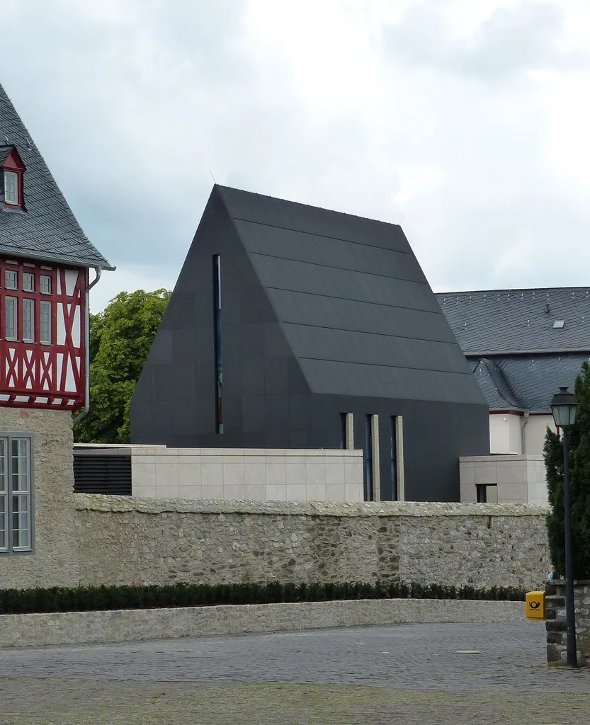 Neue Kapelle am Domplatz in Limburg an der Lahn