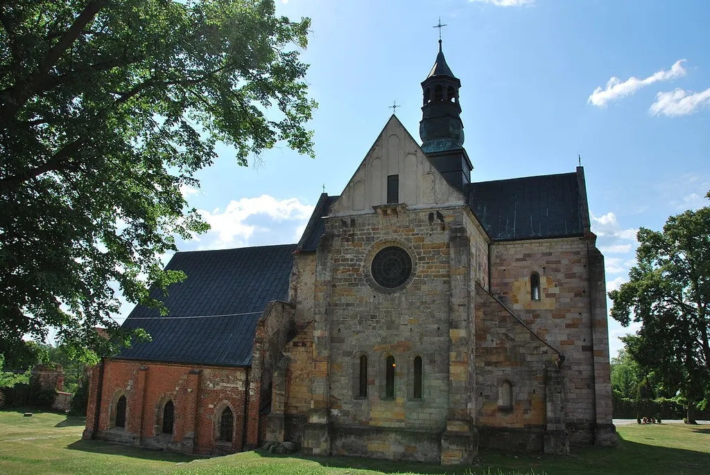 Sulejów Podklasztorze klasztor