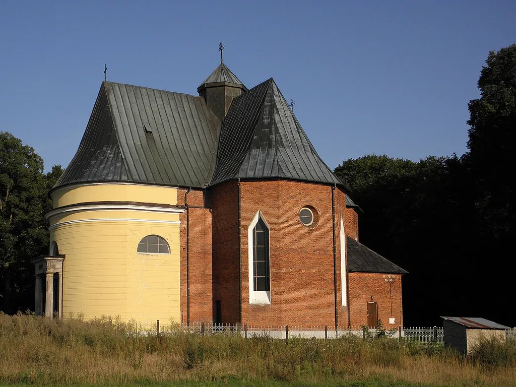 Jasieniec Solecki - kościół parafialny pw. Niepokalanego Poczęcia NMP. (zabytek nr 416)
