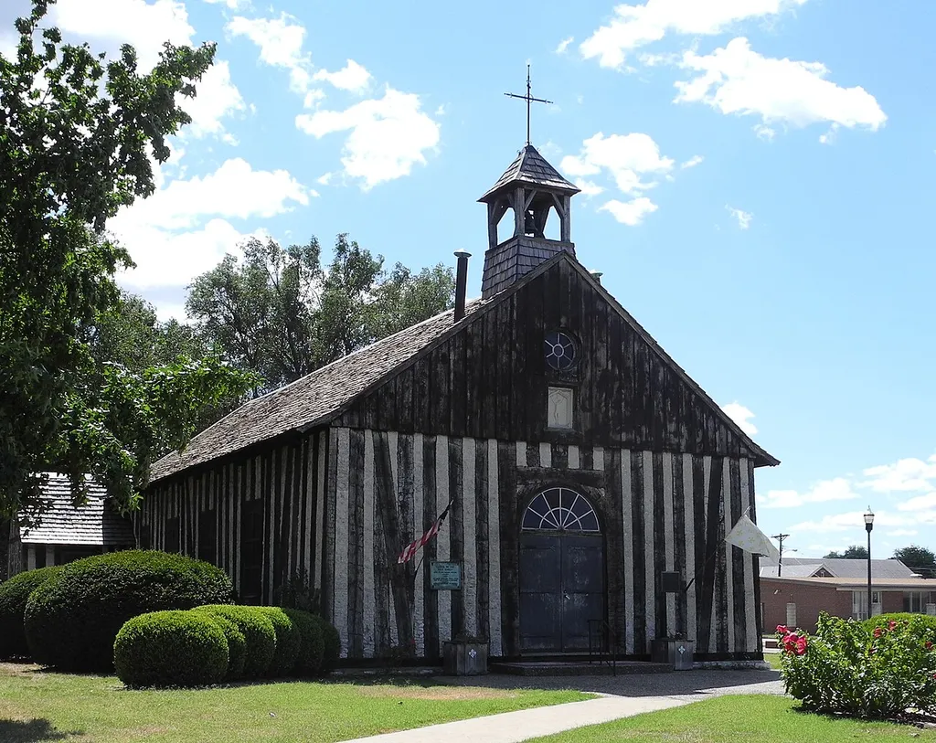 Church of the Holy Family log church built in 1799 in Cahokia, Illinois.