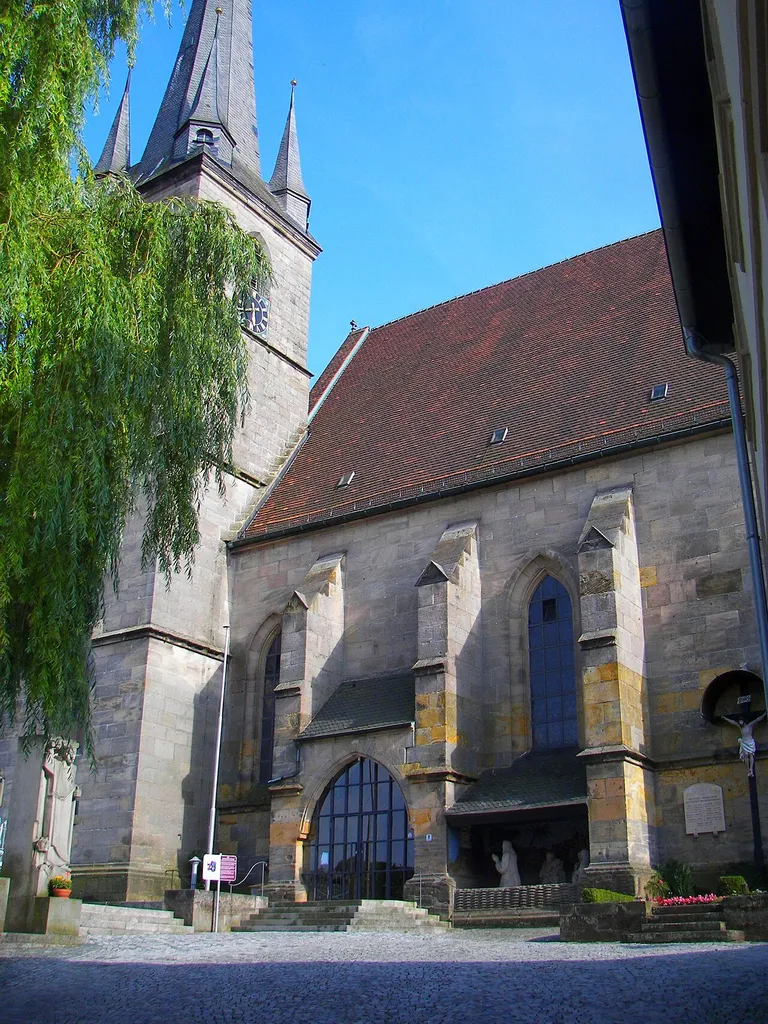 Katholische Kirche in Altenkustadt