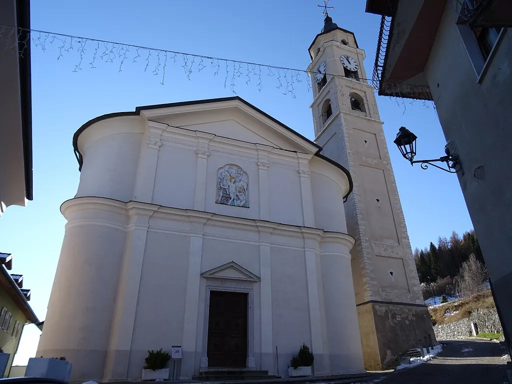 Cinte Tesino (Trentino, Italy), Saint Lawrence church