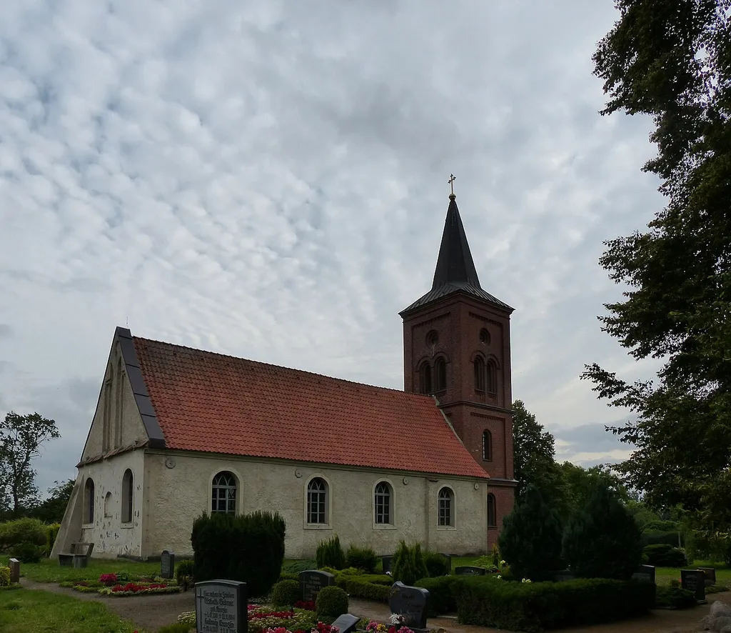 Kirche Alt Kosenow, Nordseite