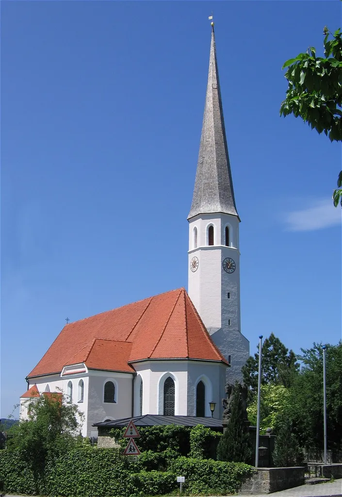 Ostermünchen, view of Parish Church of Saint Stephan and Lawrence from south-east.