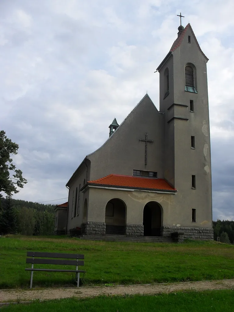 Kostel Panny Marie Pomocnice křesťanů v Nové Vsi nad Nisou