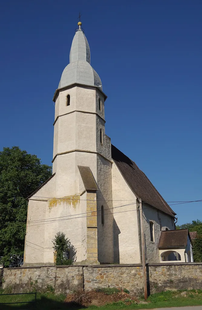 This media shows the protected monument with the number 808-517/0 CHMSK/808-517/0,CHMSK/808-517(other) in the Slovak Republic.