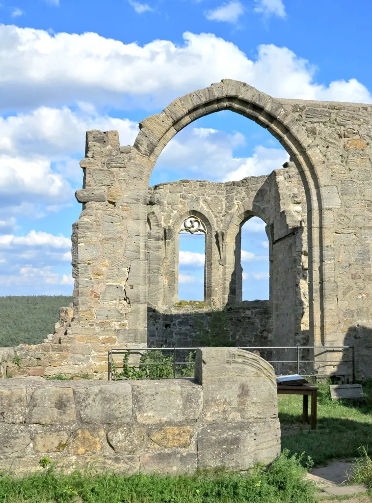 castle ruin of "Altenstein", ruin of the castles chapel