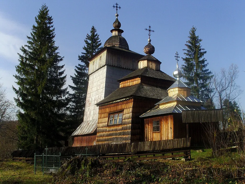 Dawna cerkiew grekokatolicka (obecnie prawosławna) p.w. Opieki Bogurodzicy w Wołowcu z XVIIII wieku