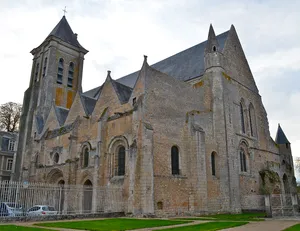 Église Sainte-Madeleine de Châteaudun