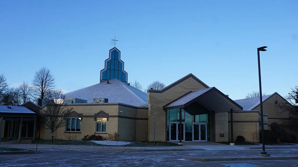 St. Paul the Apostle Church (catholic church in Burlington, Ontario)