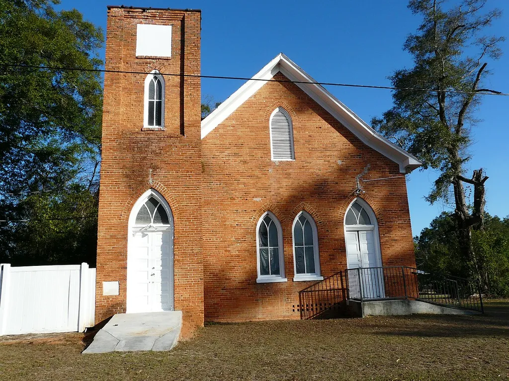 Old church (the marker looks like it may read 1934?) on Tifton Road in Gordon, Alabama currently signed as A Family With a Heart for God Christian Church.