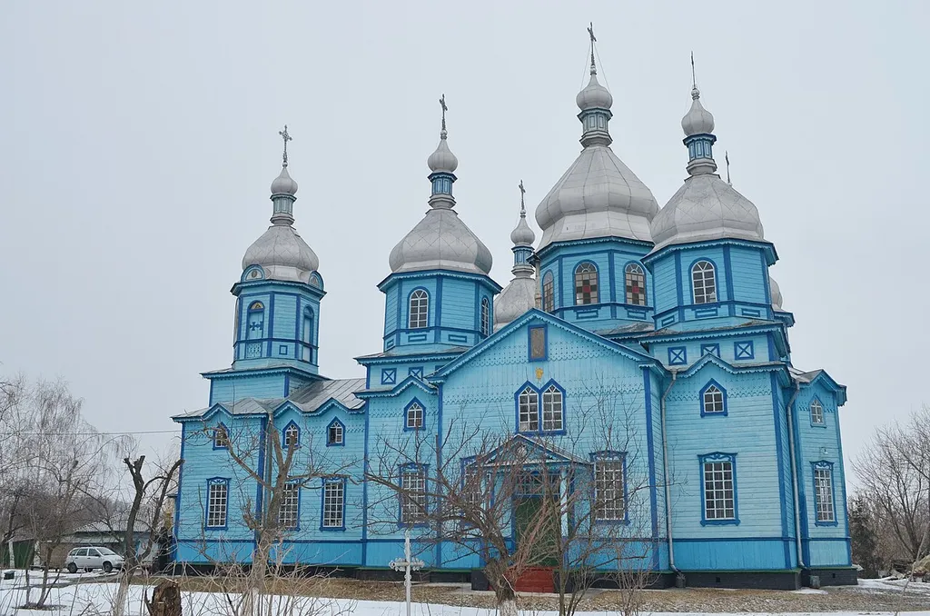 Георгіївська церква (дер.), село Селище. Один з кращих та величних дерев’яних храмів Лівобережної України