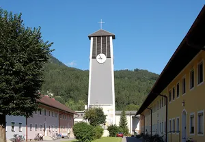 Pfarrkirche Heilige Familie, Lienz