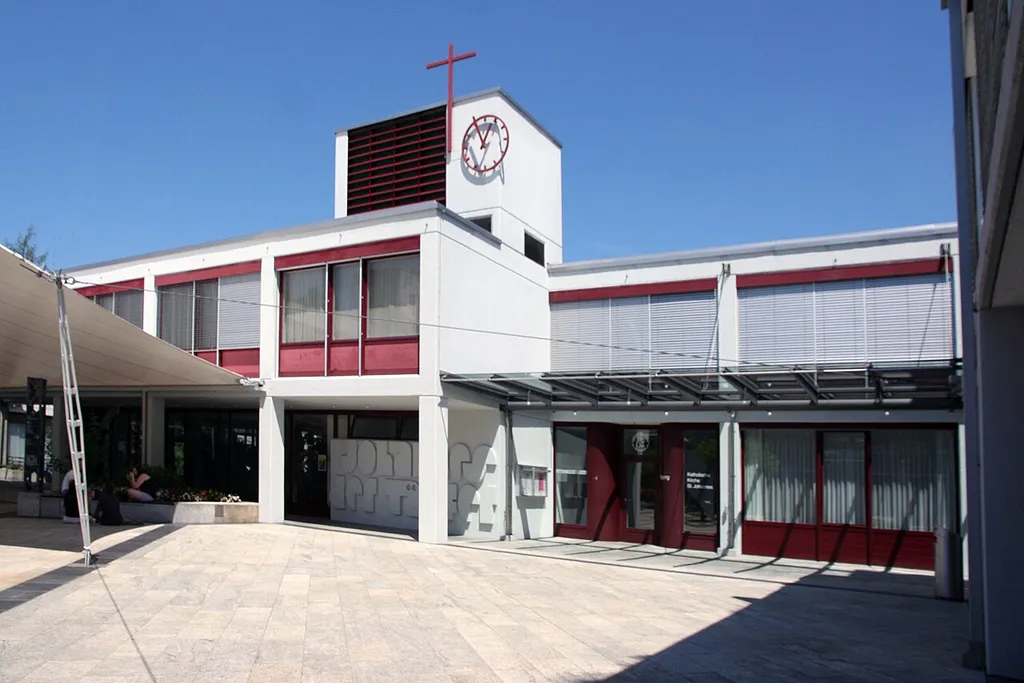 Römisch-katholische Pfarrkirche St. Johannes der Täufer Geroldswil, Aussenansicht