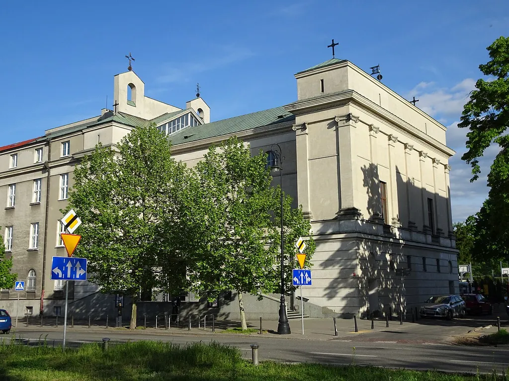 2025 Warszawa, kościół św. Jana Kantego, widok od wschodu