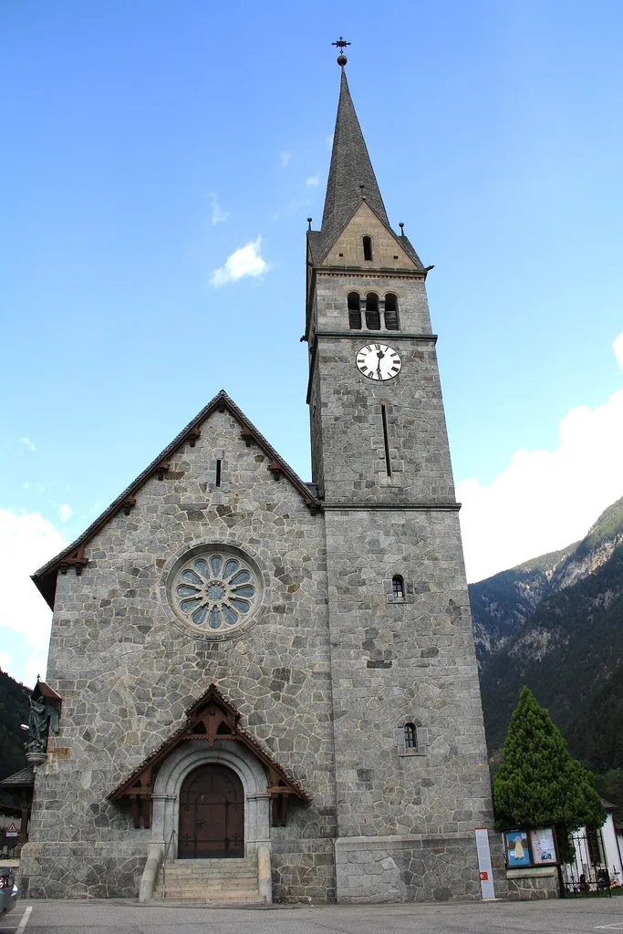 Italy, South Tyrol, Franzensfeste. The Parish church “Sacred Heart of Jesus”” built in 1899 in neo-Romanesque style on plan of Franz von Neumann and under the direction of Josef Huber. On the occasion of the centenary were brought to light the frescoes representing the birth and the resurrection of Christ.
