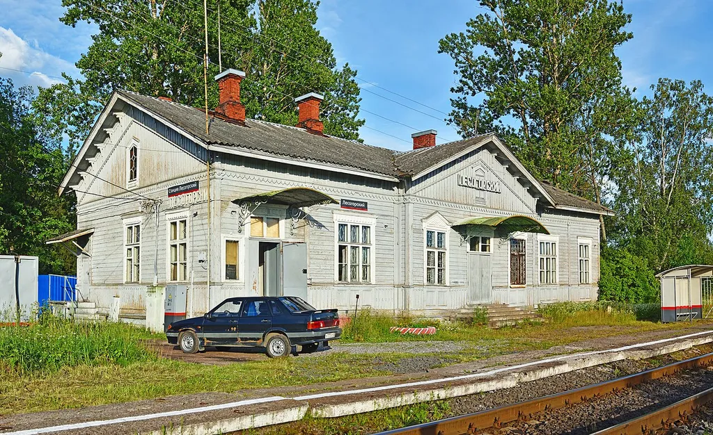 Lesogorsky railway station - former Yayaski station: Leningradskaya street 36, Lesogorsky, Leningrad oblast, Russia