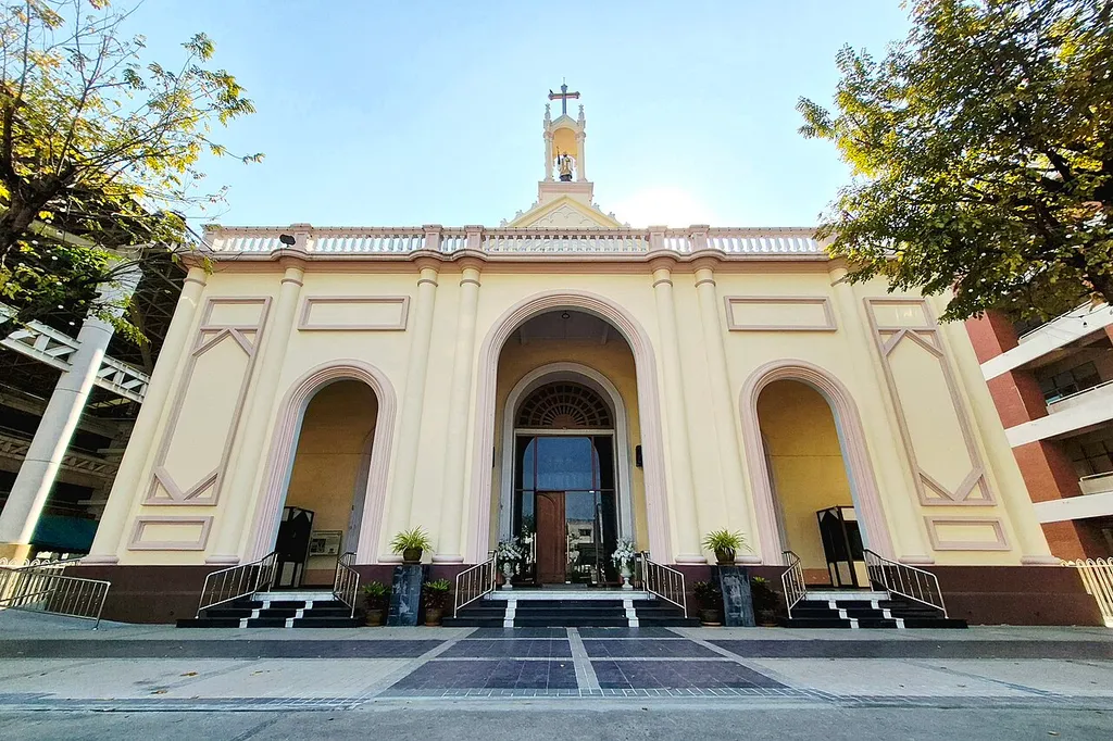 Tampak Depan Gereja Santo Fransiskus Xaverius Sam Sen pada tahun 2026