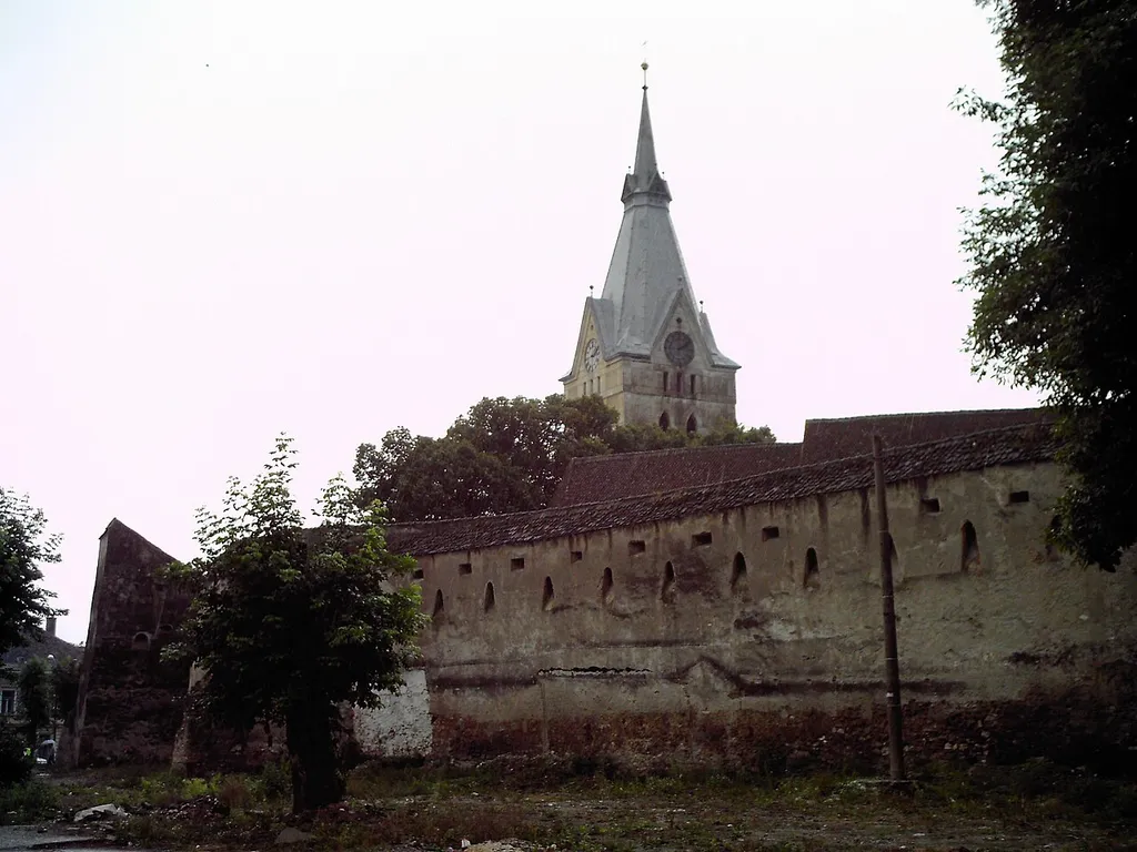Fortified church in Codlea; courtain wall