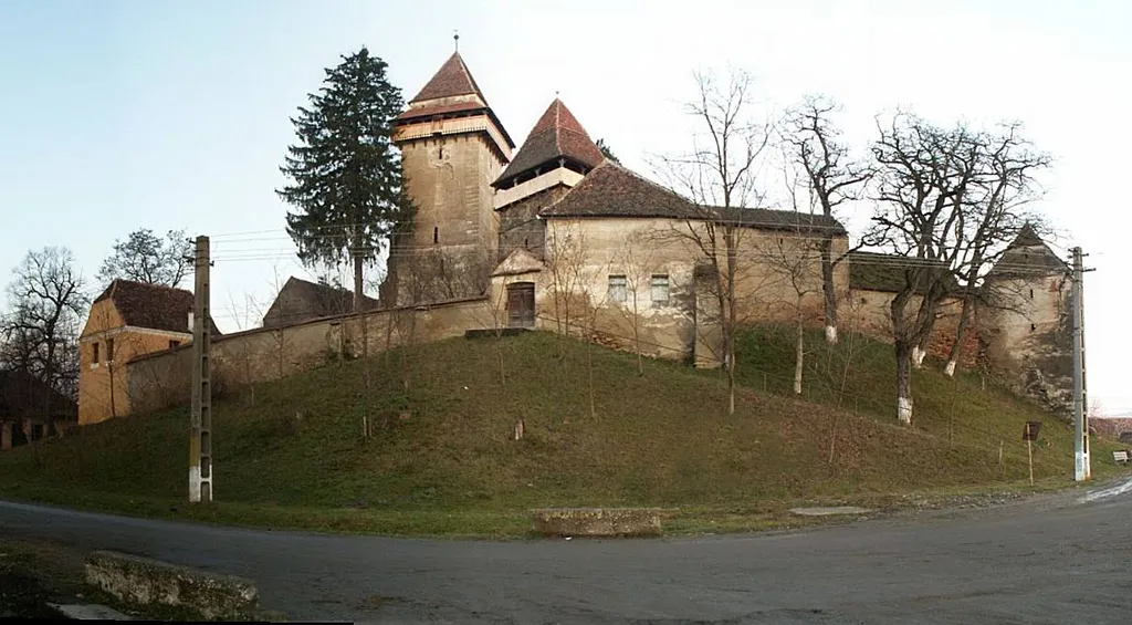 Biserica fortificată din Apold