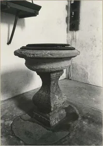 Baptismal font of Saint-Michel (Nonville)