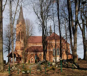 Saints Stanislaus and Hedwig church in Osobnica