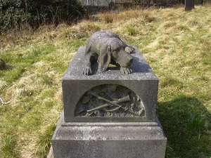 Harrier Hound Monument To Methusalah Yates In Churchyard To South Of Church Of St. Nicholas With St. John