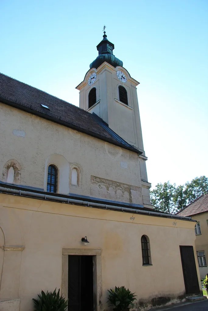Kath. Pfarrkirche hl. Bartholomäus in Unterwaltersdorf