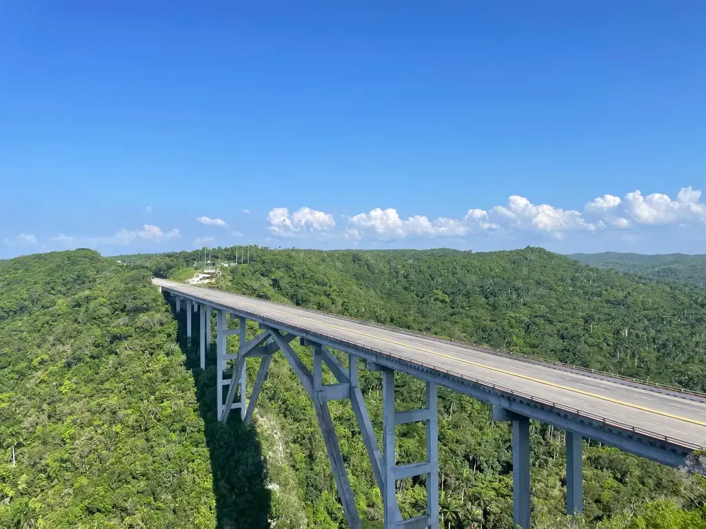 Bacunayagua Bridge
