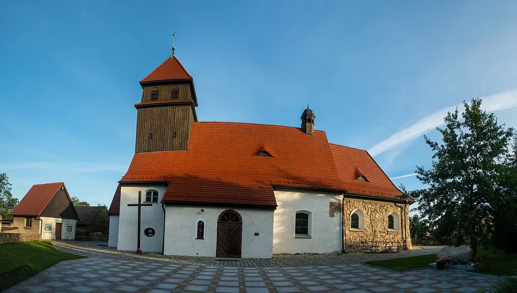 Kozłów, Kościół św. Mikołaja