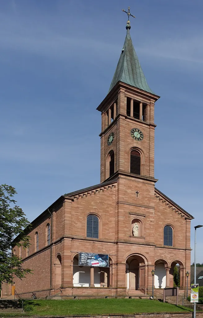 Dreifaltigkeitskirche in der Hauptstraße von Ohlsbach
