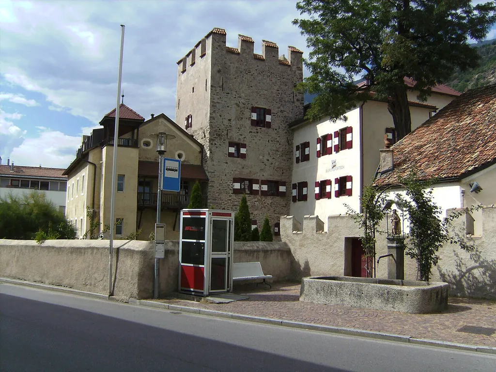 Burg Latsch in Latsch