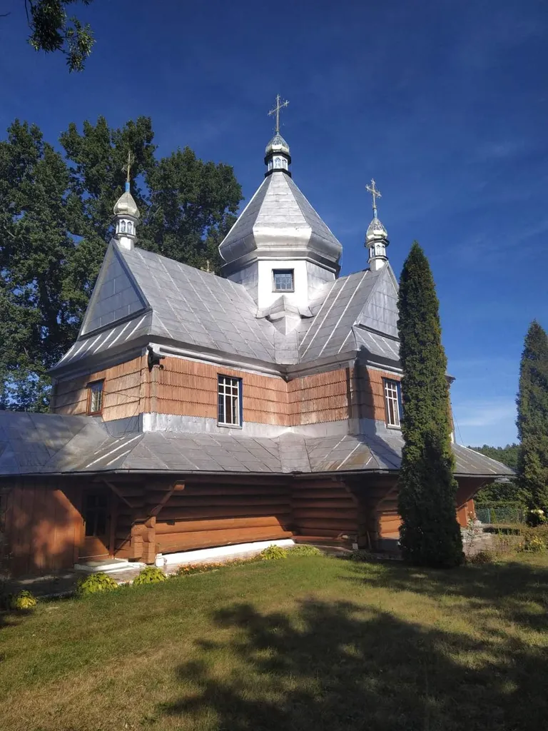 Церква Вознесіння Господнього, Скопівка, на східній околиці села