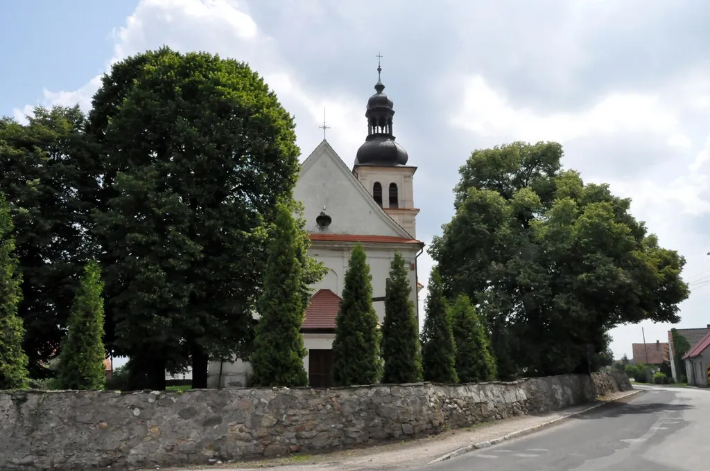 Chomiąża - kościół parafialny pw. św. Michała Archanioła, 1683, 1904 (zabytek nr A/1150/1653)