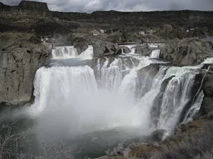 Shoshone Falls