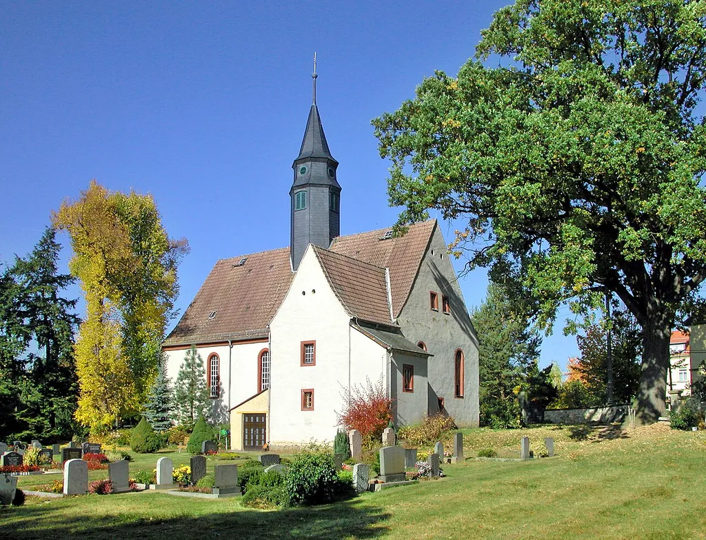 11.10.2008 01796 Liebethal (Pirna), Bei der Liebethaler Kirche: Dorfkirche (GMP: 50.997326,13.957150) aus der Renaissance. Vermutlich gab es aber bereits 1373 hier eine Kirche. [DSCN34563.TIF]20081011200DR.PG(c)Blobelt