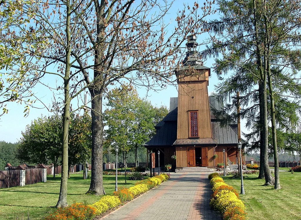 Kościół par. p.w. Podwyższenia Krzyża, drewn., 1935, Tokary, gmina Mielnik