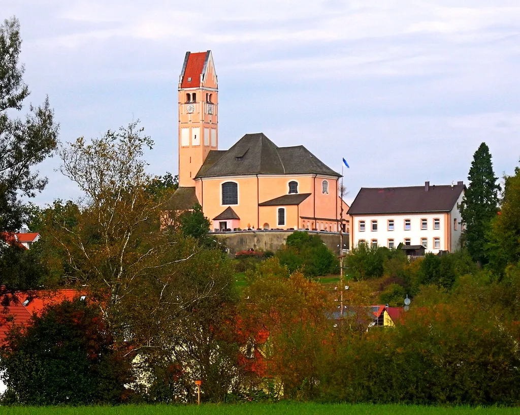 Deutschland, Bayern, Landkreis Dachau, Bergkirchen, Kirche Johann-Baptist (HDR-Aufnahme)