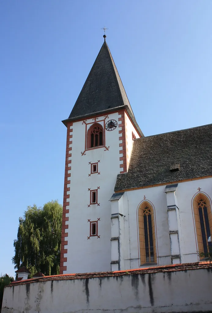Pfarrkirche in Pustritz